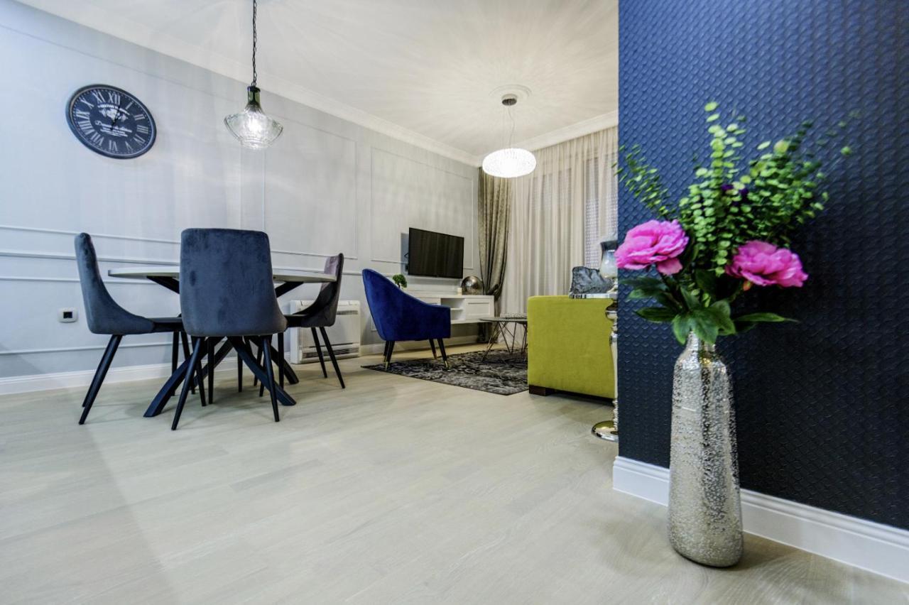 Divine Luxury Apartment Purple 扎达尔 外观 照片