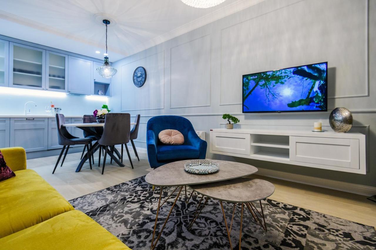 Divine Luxury Apartment Purple 扎达尔 外观 照片