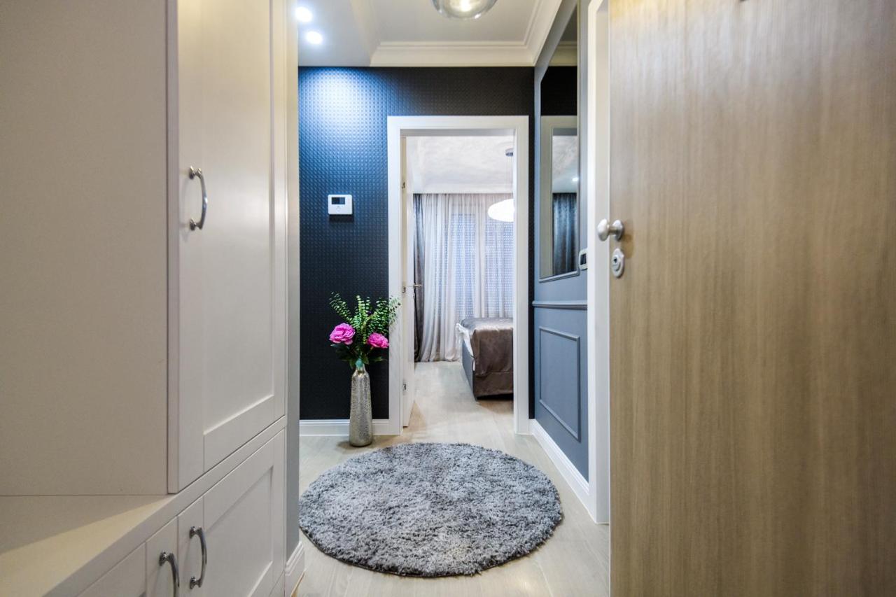 Divine Luxury Apartment Purple 扎达尔 外观 照片